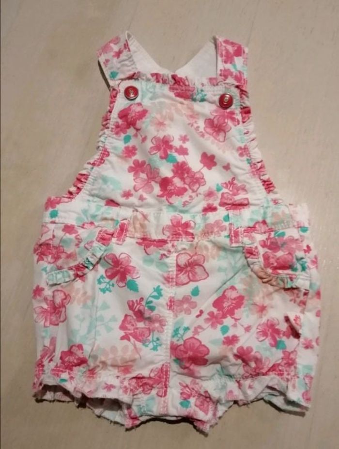 Superbe salopette short 3 mois