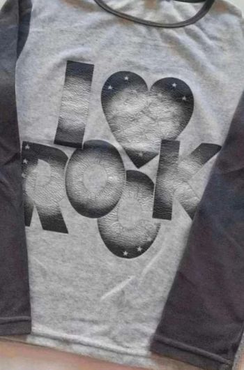 haut  de pyjama  12 ans