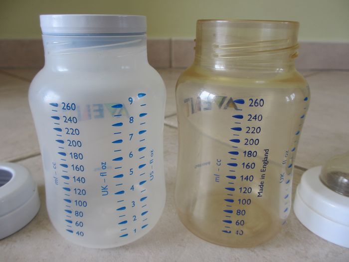 Lot de 2 biberons en plastique Avent 260 ml + 1 tétine - photo numéro 3