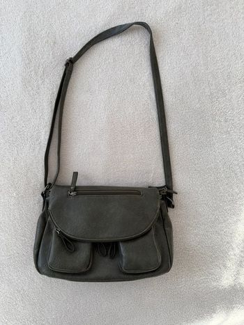 Petit sac à main classe élégant similicuir gris anthracite avec poches extérieures et intérieures