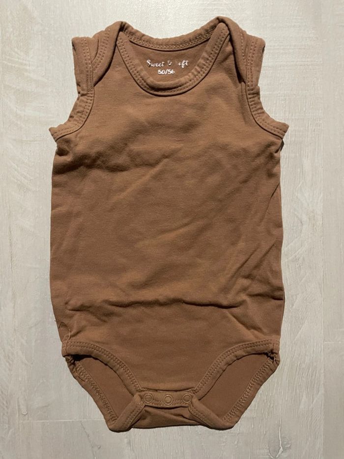 Body bébé 1 mois 50/56 sans manche Zeeman - photo numéro 2