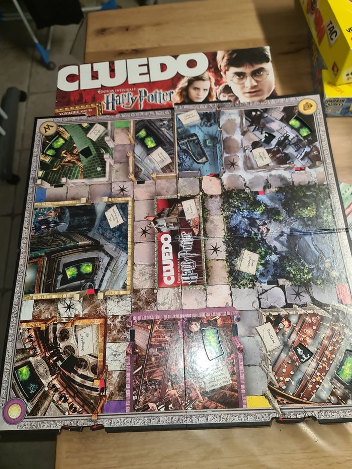 Jeu de société Cluedo Harry Potter Édition Intégrale des éditions Hasbro, - photo numéro 4