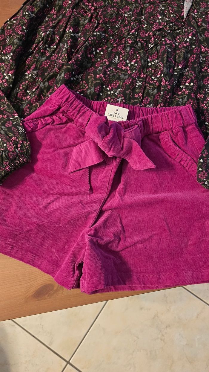 Neufs (non portés) 🏷🌺 superbe  ensemble blouse ml et short velours 10 ans fille🌺 - photo numéro 2