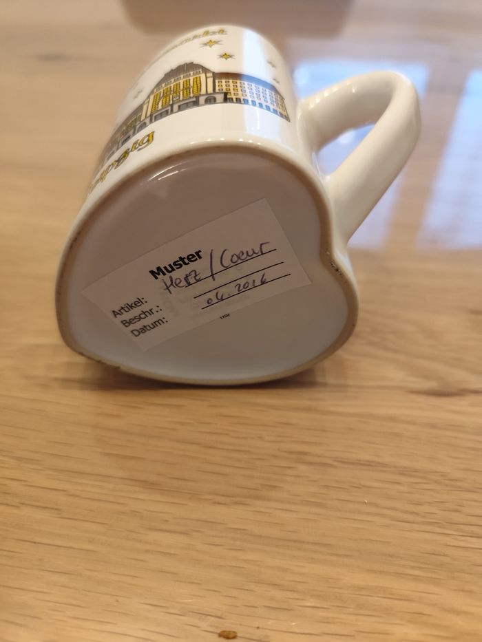 Tasse cœur blanche - photo numéro 4