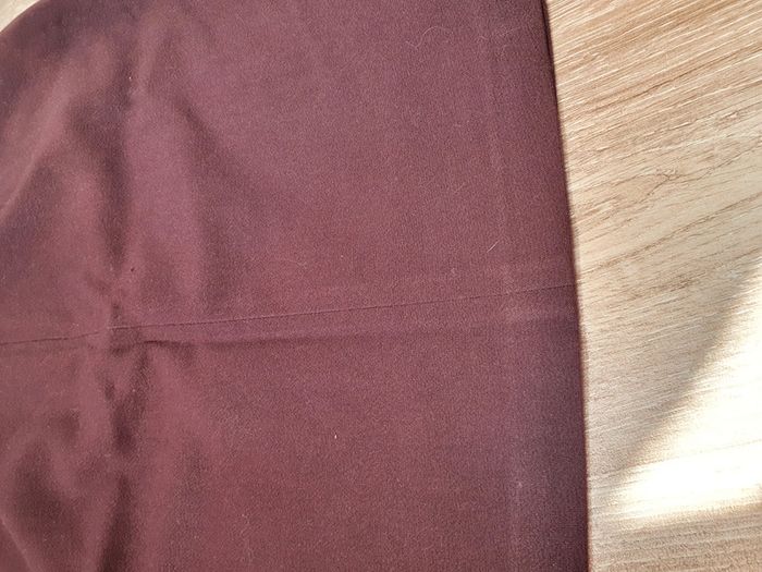 Jupe bordeaux - photo numéro 3