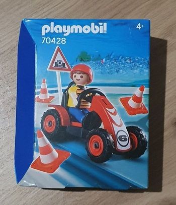 Playmobil "enfant et son kart de course"
