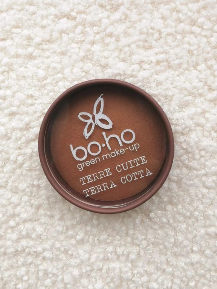 Terracotta Boho green make up bronzer terre cuite. Maquillage bio