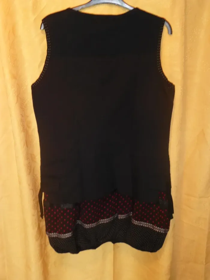 robe tunique noir / rouge fleur L33 taille 42/44 - photo numéro 4