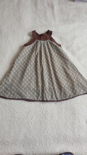 Robe Vertbaudet beige et marron taille 2 ans