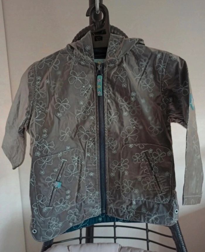 Imperméable à capuche gris et bleu avec fleurs Liberty - photo numéro 2