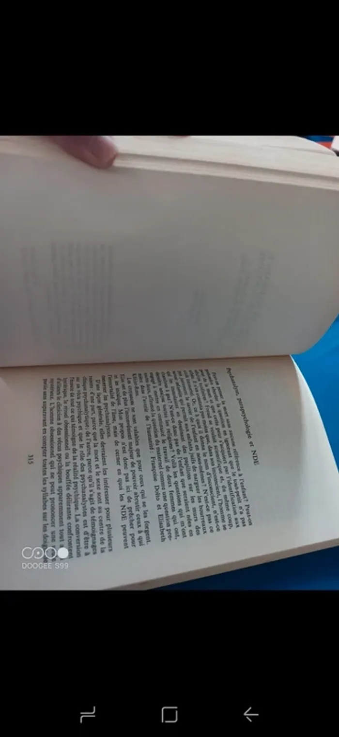 Livre abîmé - photo numéro 7