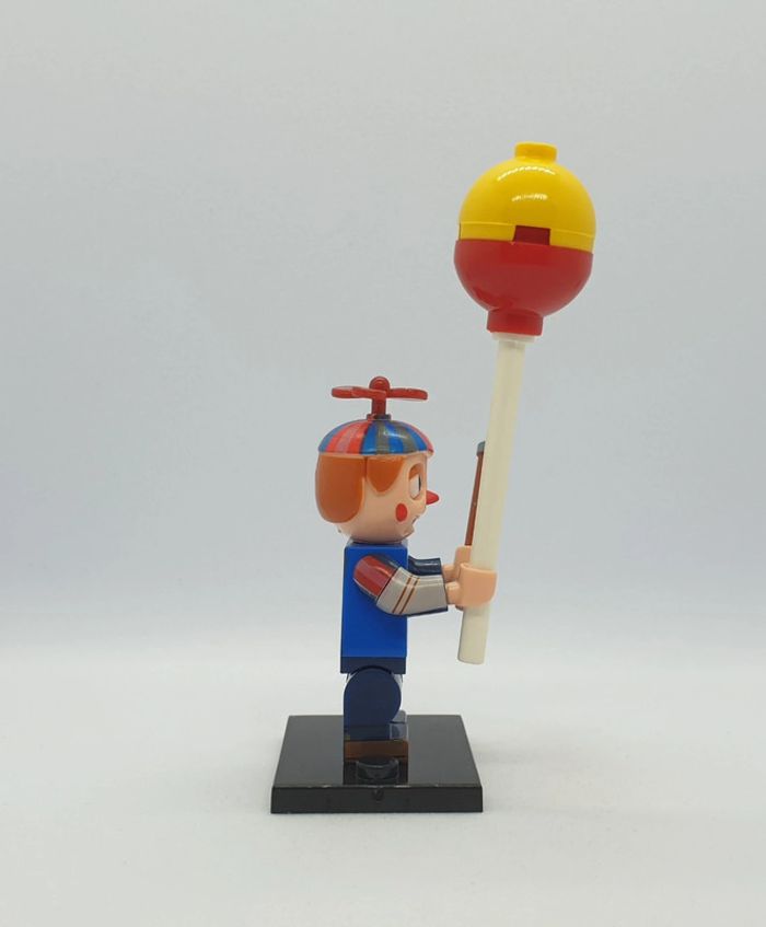 🐻 Figurine Five Nights at Freddy's - Balloon Boy - (Style Lego) 🐻 - photo numéro 4