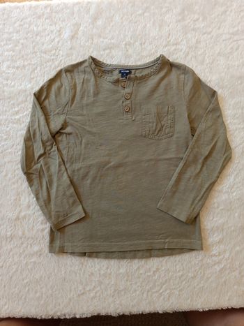 T-shirt manches longues col tunisien Kiabi en 6 ans