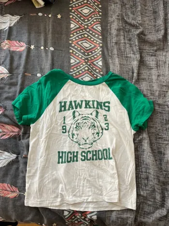 T-shirt stranger Thing