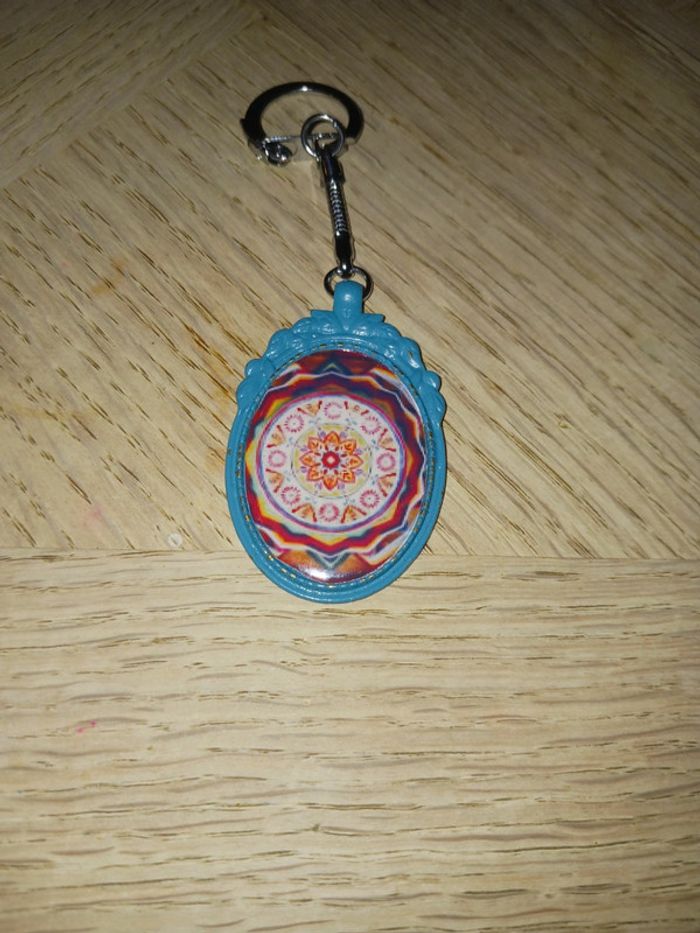 Porte clefs fait main - photo numéro 2