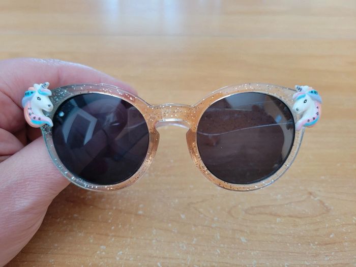 Lunettes de soleil - photo numéro 4