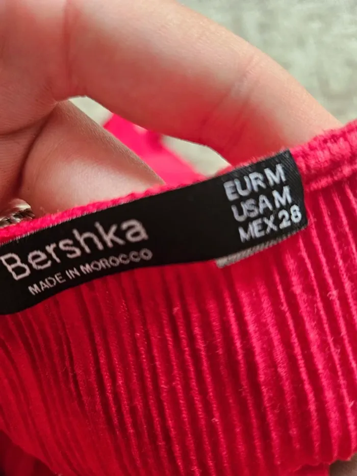 Robe rouge Bershka - photo numéro 3