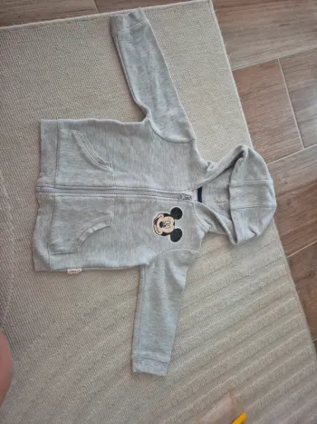 Gilet a capuche Mickey 24 mois