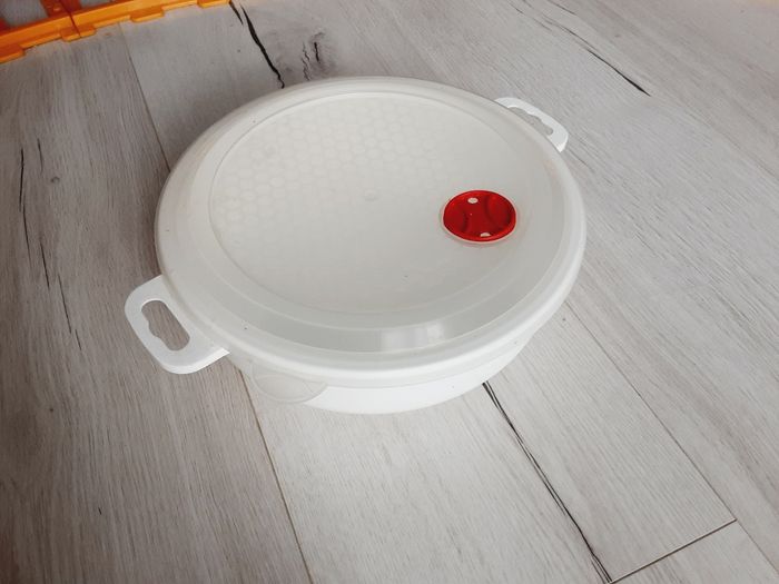 Boîte de conservation repas ronde de 23 cm de diamètre 8 cm de hauteur
