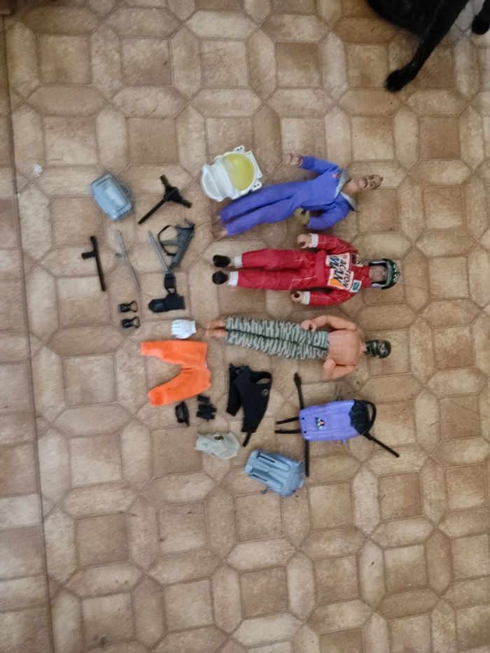 Lot action man