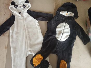 Lot de 2 pyjama panda et pingouin kiabi taille 12 mois