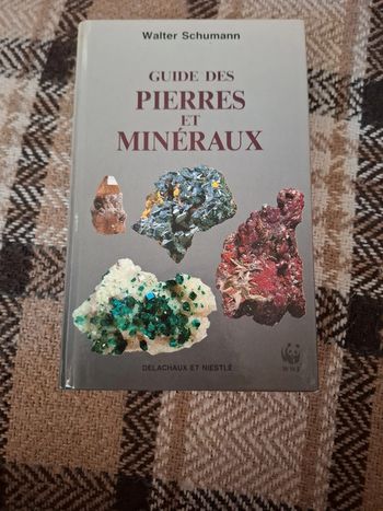 Guide des pierres et minéraux