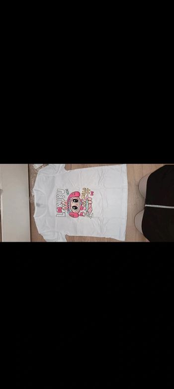 T-shirt labubu