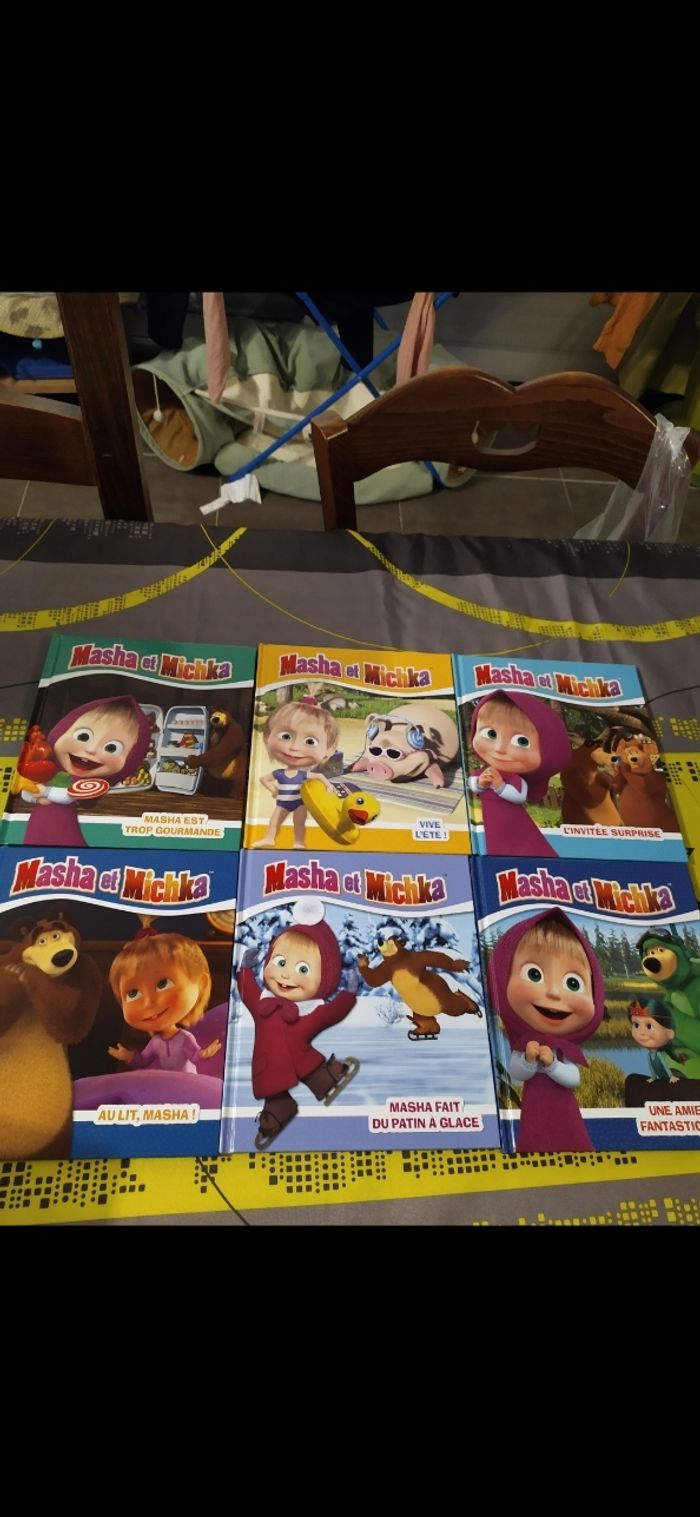 23 livres Masha et Michka neufs - photo numéro 3