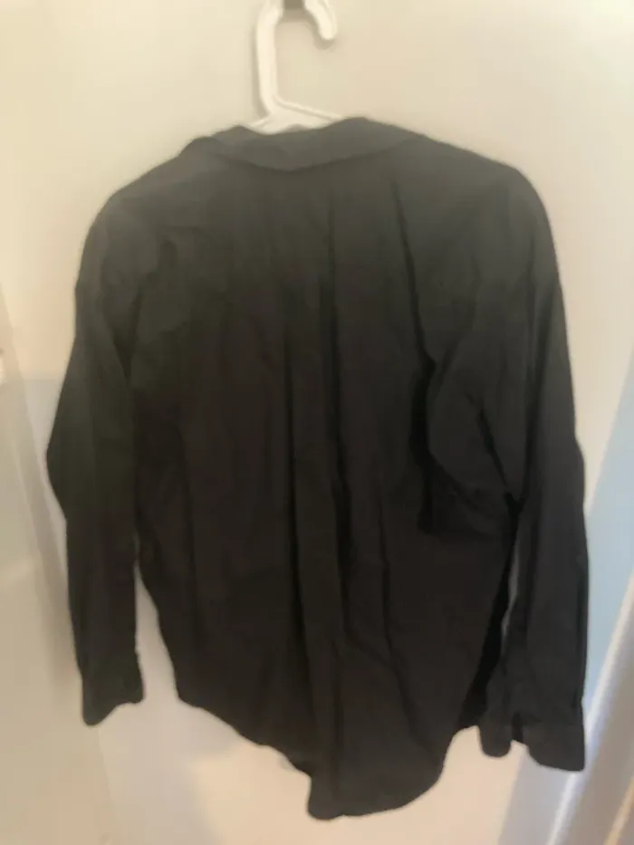 Chemise noir manche longues - photo numéro 2