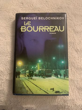 Livre le bourreau