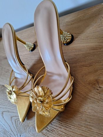 Chaussures neuves pointure 39