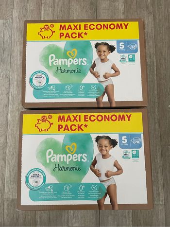 Mega pack de 140 couches pampers harmonie taille 5 neuf