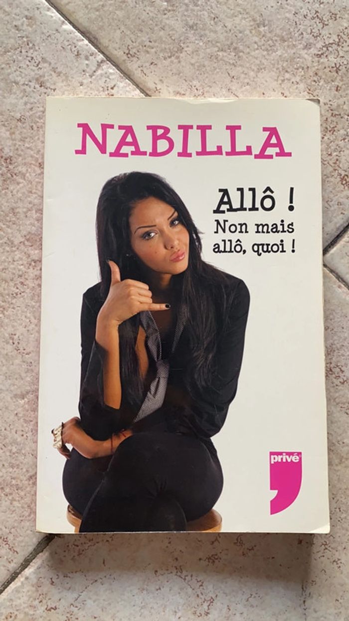 Deux Livres de Nabilla Benattia - photo numéro 4