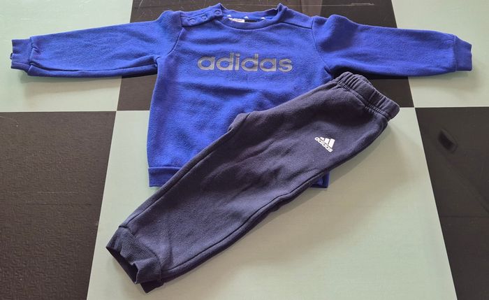 Survêtement Adidas - photo numéro 2