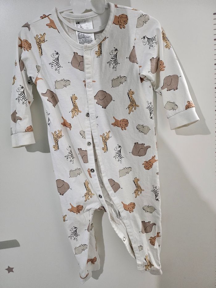 Pyjamas 12 mois - photo numéro 3