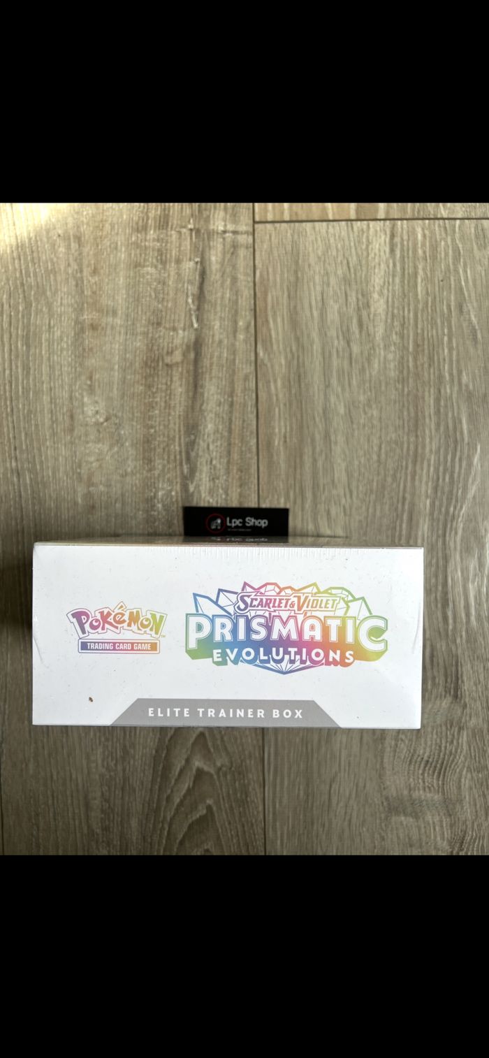 POKÉMON ETB - EVOLUTIONS PRISMATIQUES EV 8.5 - FR - NEUF & LÉGER DÉFAUT SCELLAGE - photo numéro 3