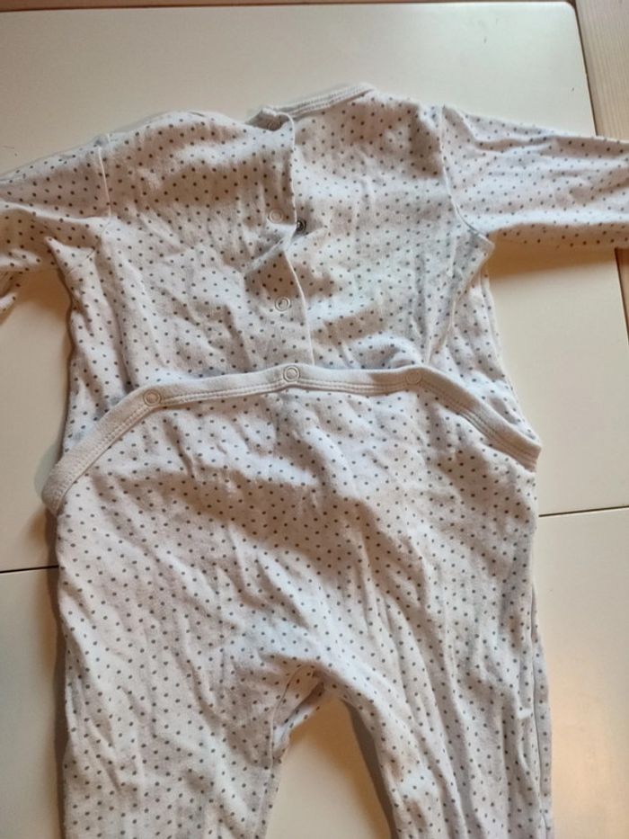 Pyjama à pois - photo numéro 3