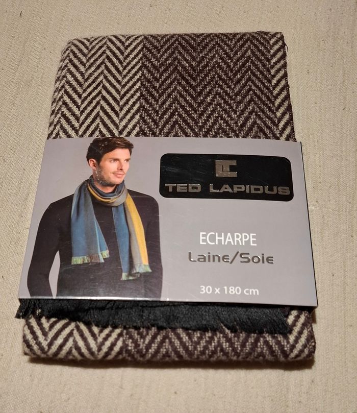 Écharpe pour homme 🚹 - photo numéro 4