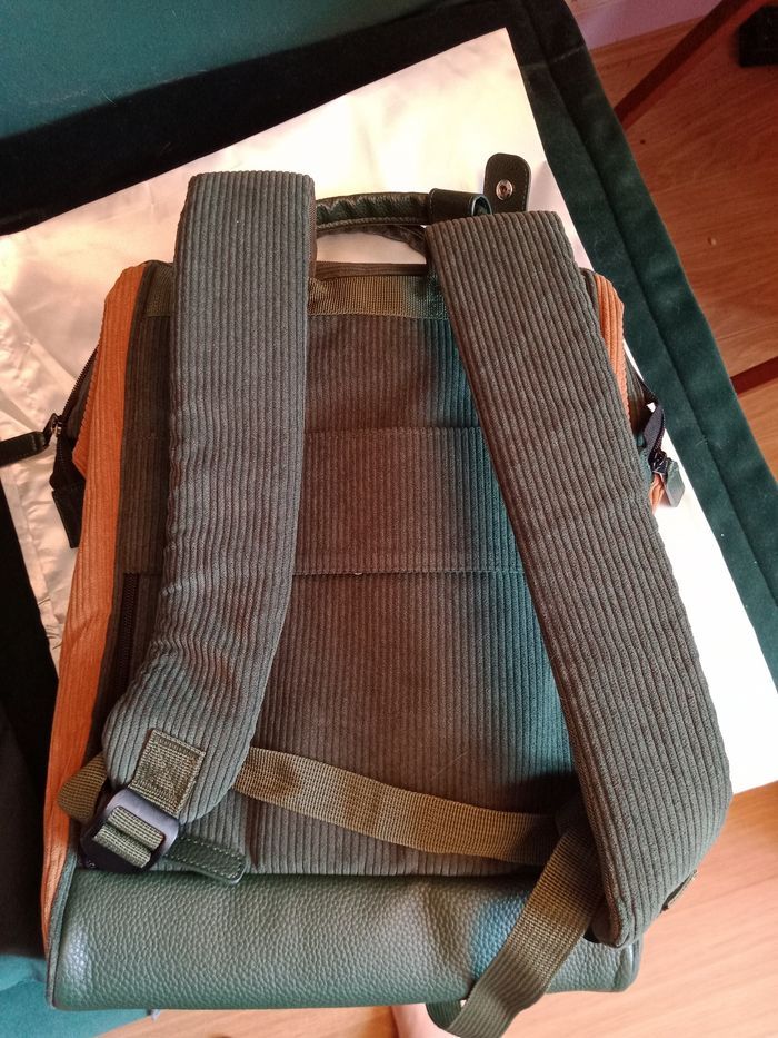 Sac à dos Cabaïa Adventurer M Neuf velours vert forêt/ marron - photo numéro 3