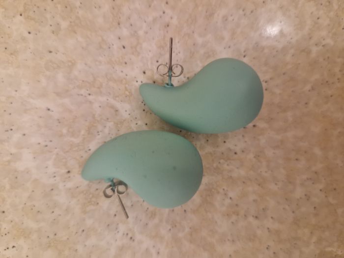 Paire de boucles d’oreilles en forme de gouttes vert d'eau - photo numéro 3