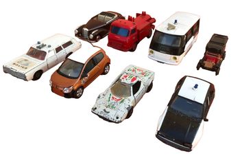 Lot 8 Voitures miniatures Solido, Norev, Matchbox...