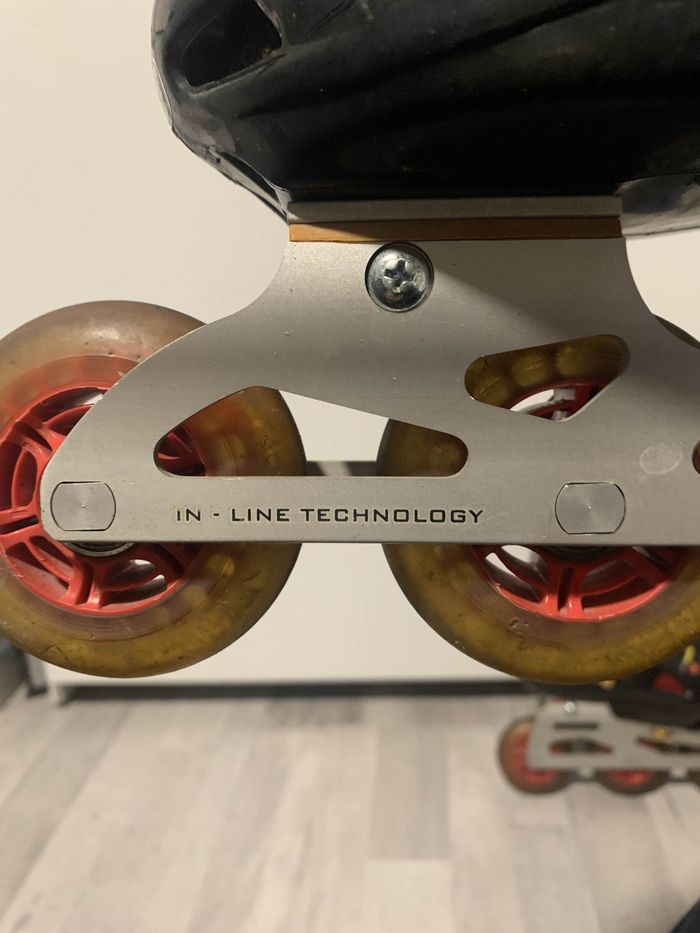 Rollers RollerBlade Tecnica InLine 38-39 - photo numéro 4