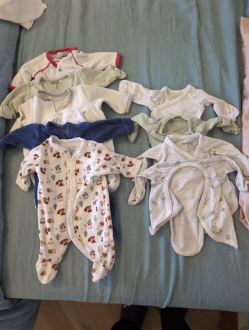 Lot pyjamas + body préma