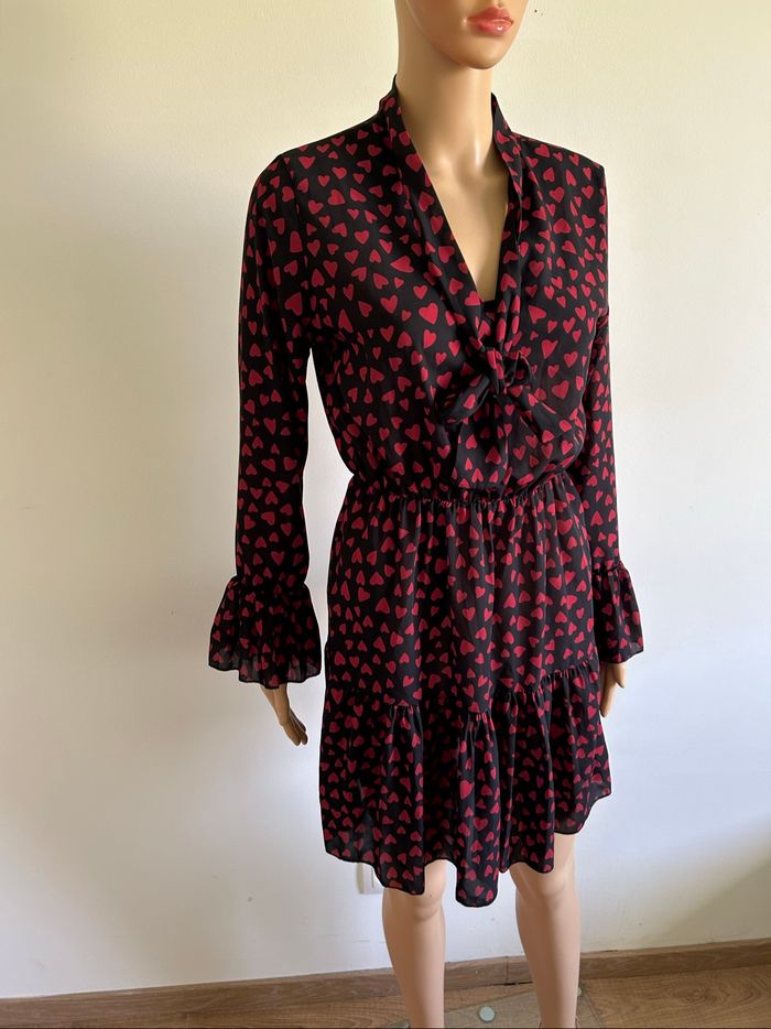 Robe noire et rouge à manches longues LolaLiza taille 36 comme neuve - photo numéro 2