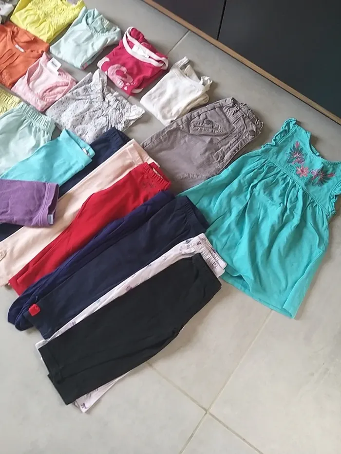 Joli lot été 23-24 mois fille - photo numéro 2
