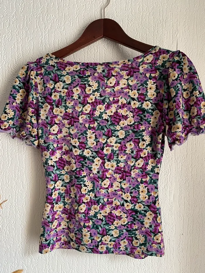 Top shein taille s 36 fleurie - photo numéro 3