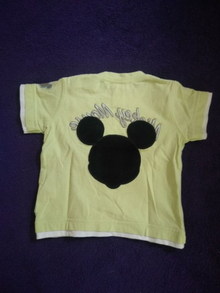 Tee shirt Mickey Disney baby taille 6 mois - photo numéro 2