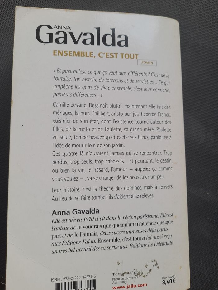 Livre roman de Anna Gavalda " Ensemble, c'est tout" - photo numéro 2