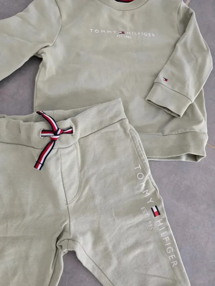 Ensemble jogging Tommy hilfiger - photo numéro 3