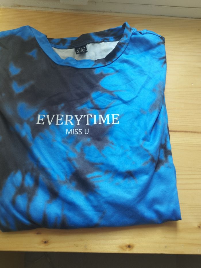 T_shirt bleu - photo numéro 2